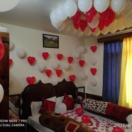 Hotel Magnolia Mallroad Manali エクステリア 写真
