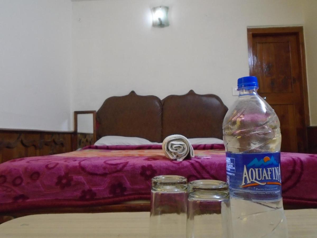 Hotel Magnolia Mallroad Manali エクステリア 写真