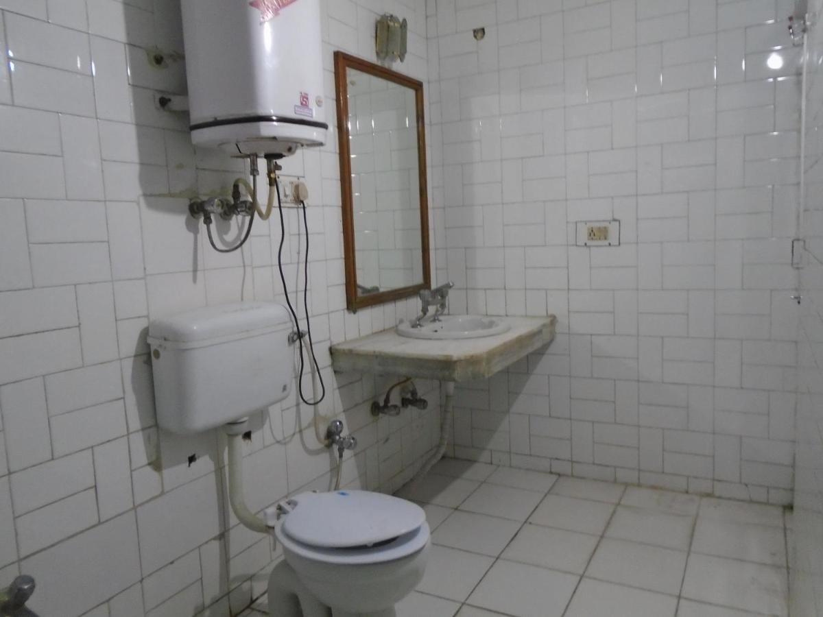 Hotel Magnolia Mallroad Manali エクステリア 写真