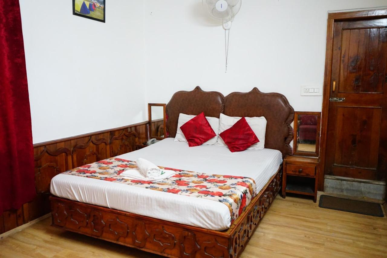 Hotel Magnolia Mallroad Manali エクステリア 写真